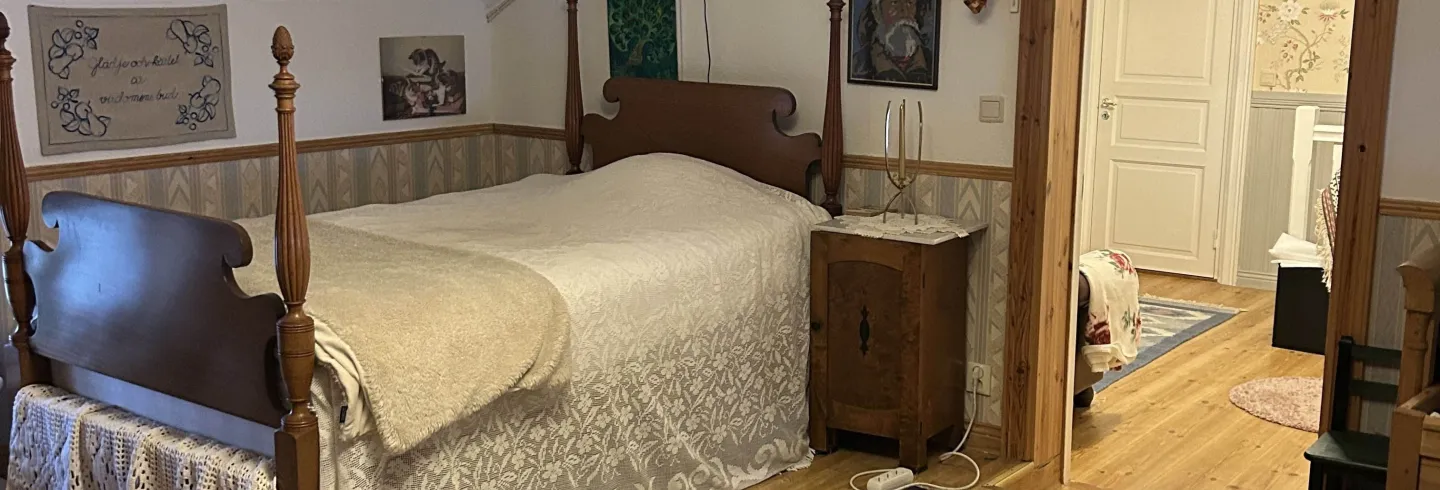 Välkommen till en lantlig idyll strax utanför Hudiksvall – nära skidspår och Hudik Cup!