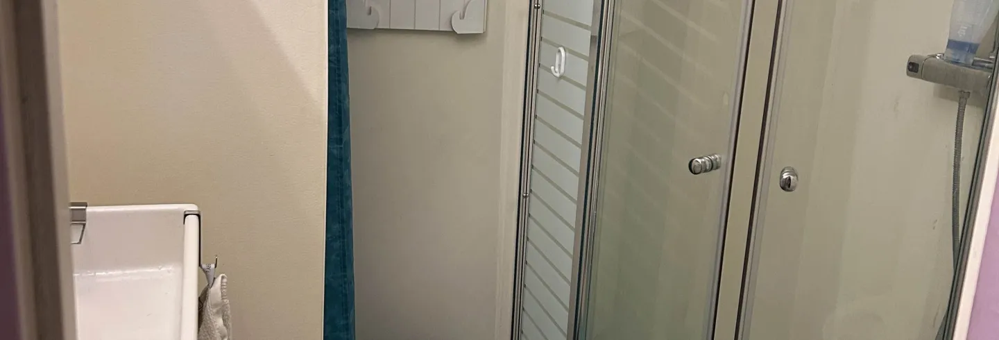 Välkommen till en lantlig idyll strax utanför Hudiksvall – nära skidspår och Hudik Cup!