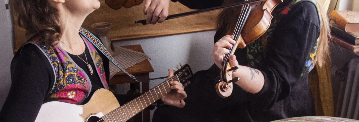 Folklåt - folkmusikensemble
