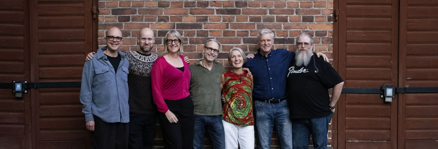 “Du är större” - Sånger kring Frälsarkransen
