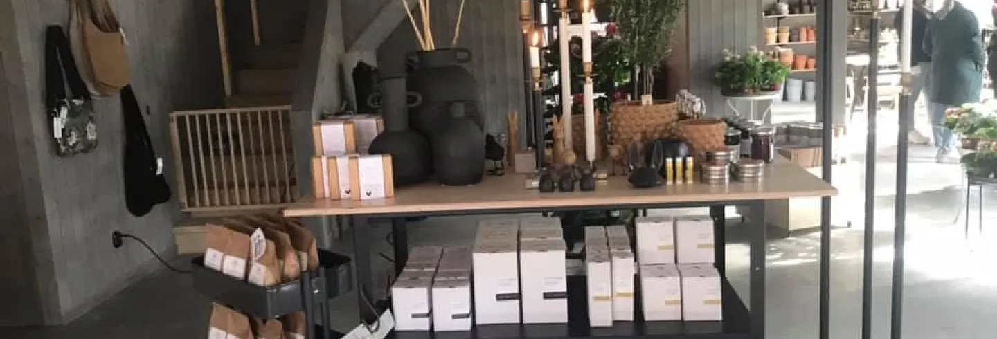 Forsa Handelsträdgård Hudik Hälsingland växthus café butik